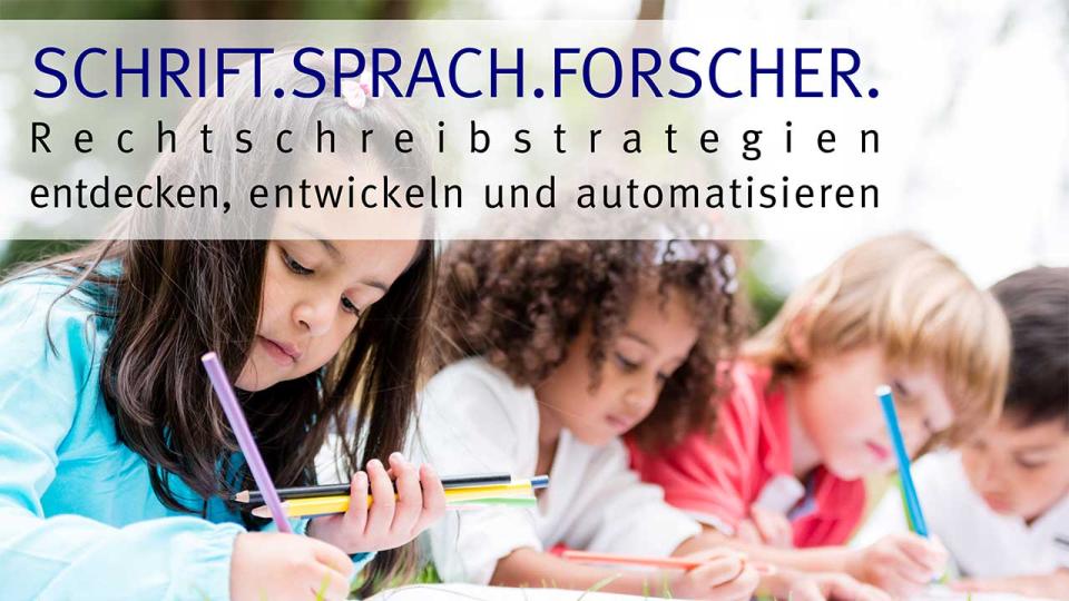 Mehrere Kinder sitzen nebeneinander und malen