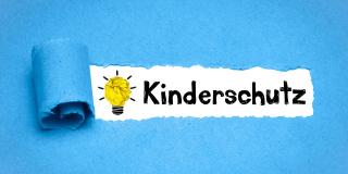 Schriftzug Kinderschutz