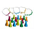 Spielfiguren mit Sprechblasen